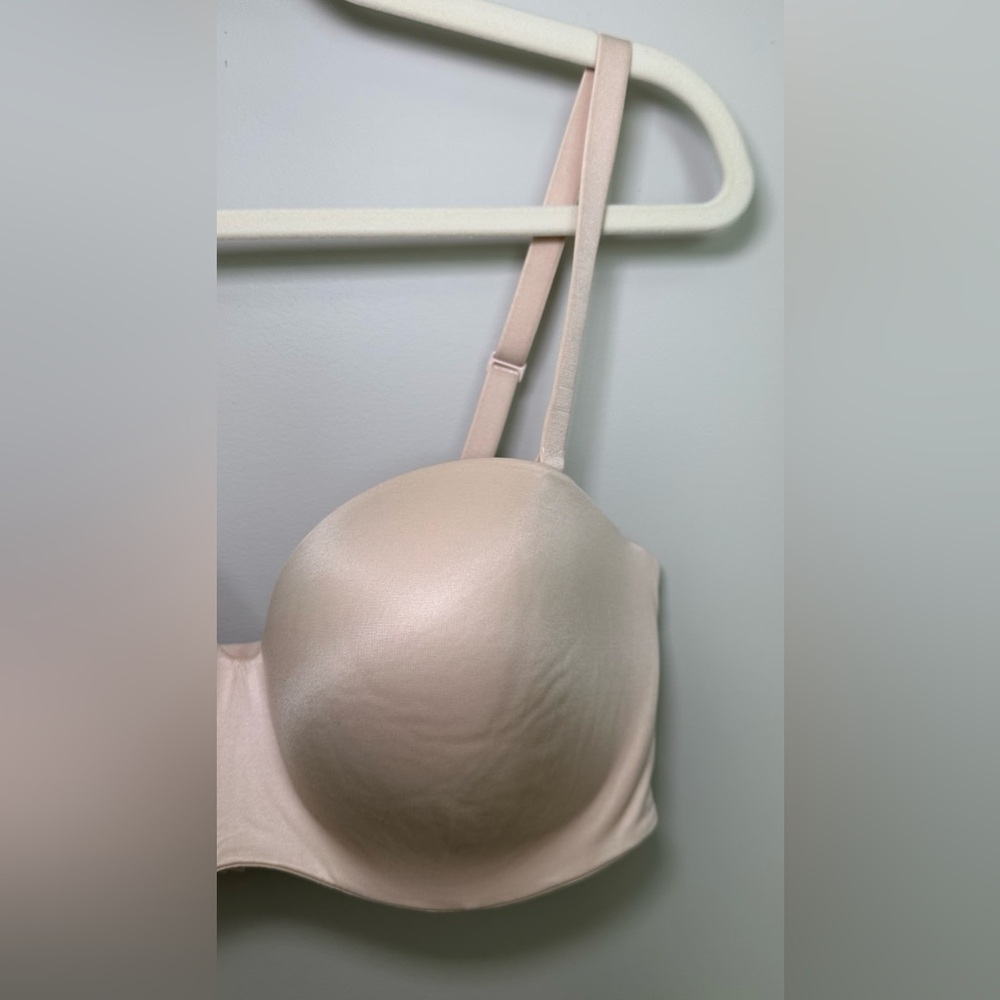 Victorias Secret Body‎ by Victoria Multi-Way Convertible Strapless Bra Nude 36DD - Picture 4 of 11